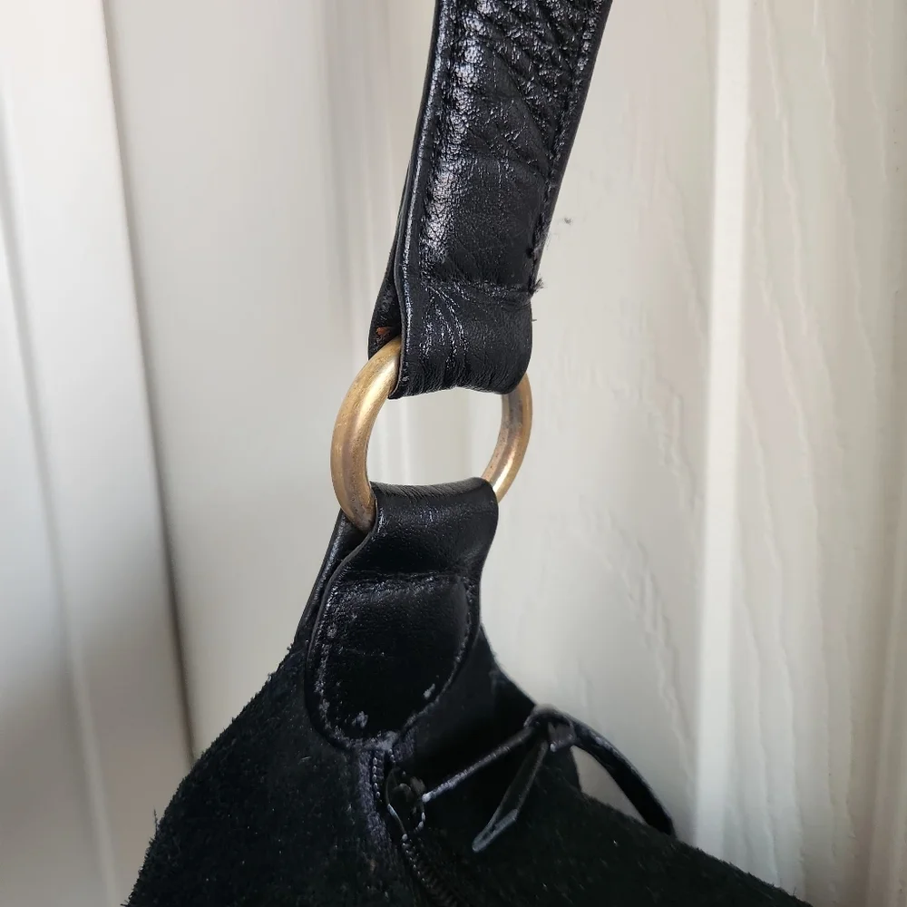 Ginnie Johansen Inc. outside bag